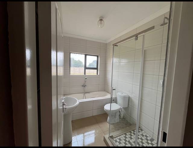 2 BEDROOM TOWNHOUSE FOR SALE IN RIVERSDALE